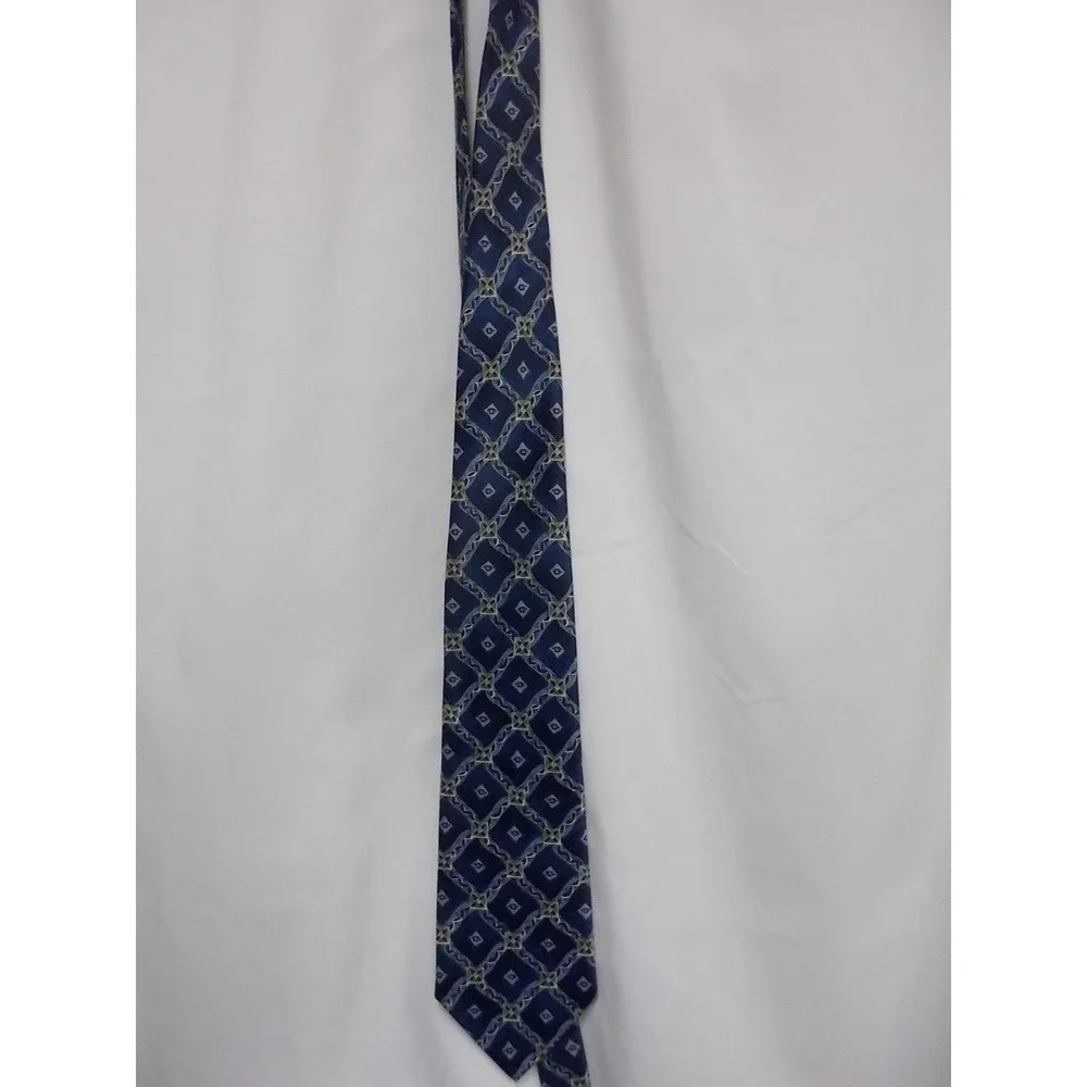 Ketch Mens Blue Gold GeoDiamond Pattern Silk Blend Necktie Formal Accessory